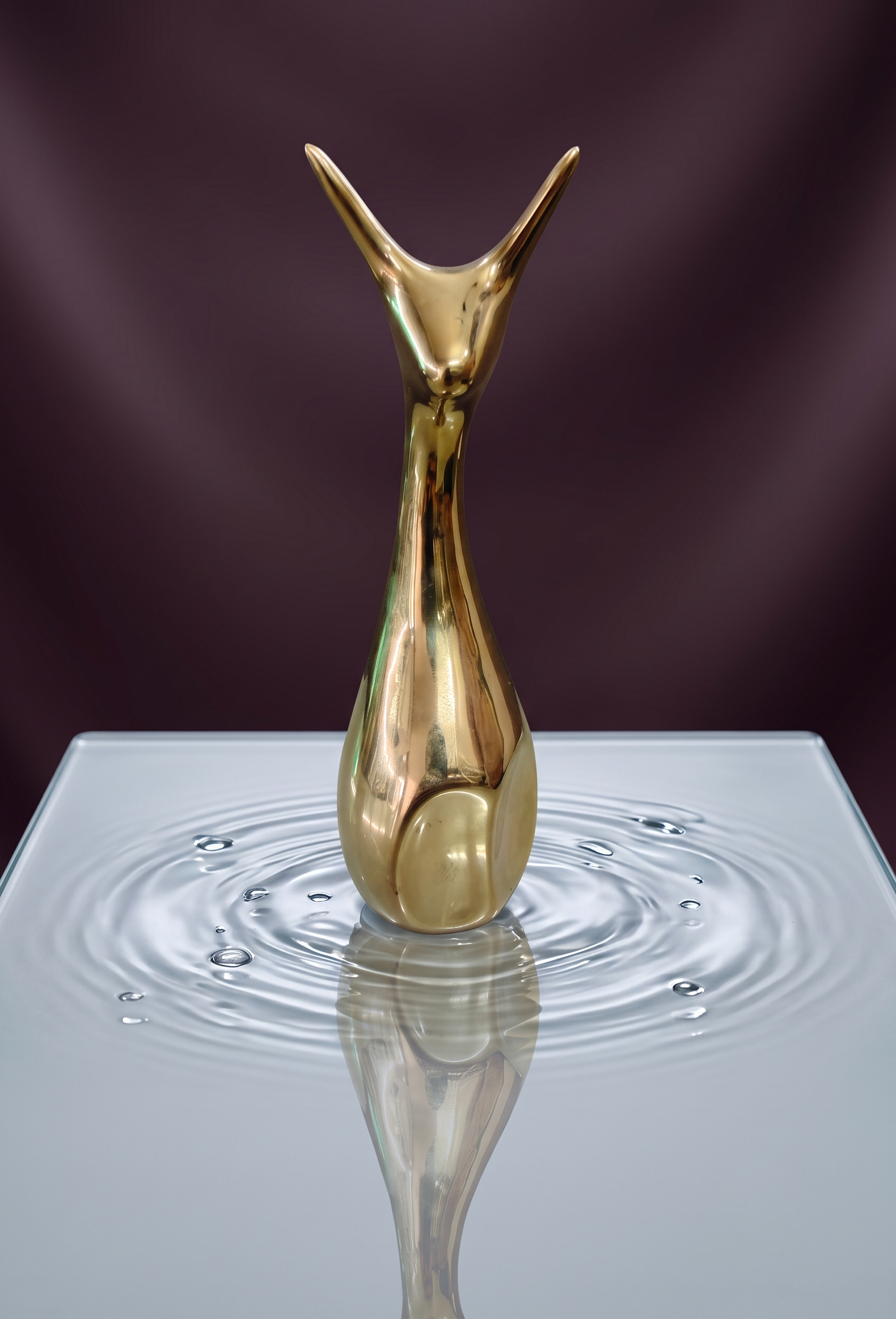 Store Lavish Abstract Metallic Gold Deer Sculpture – Electroplated Ceramic Statue - Image 4