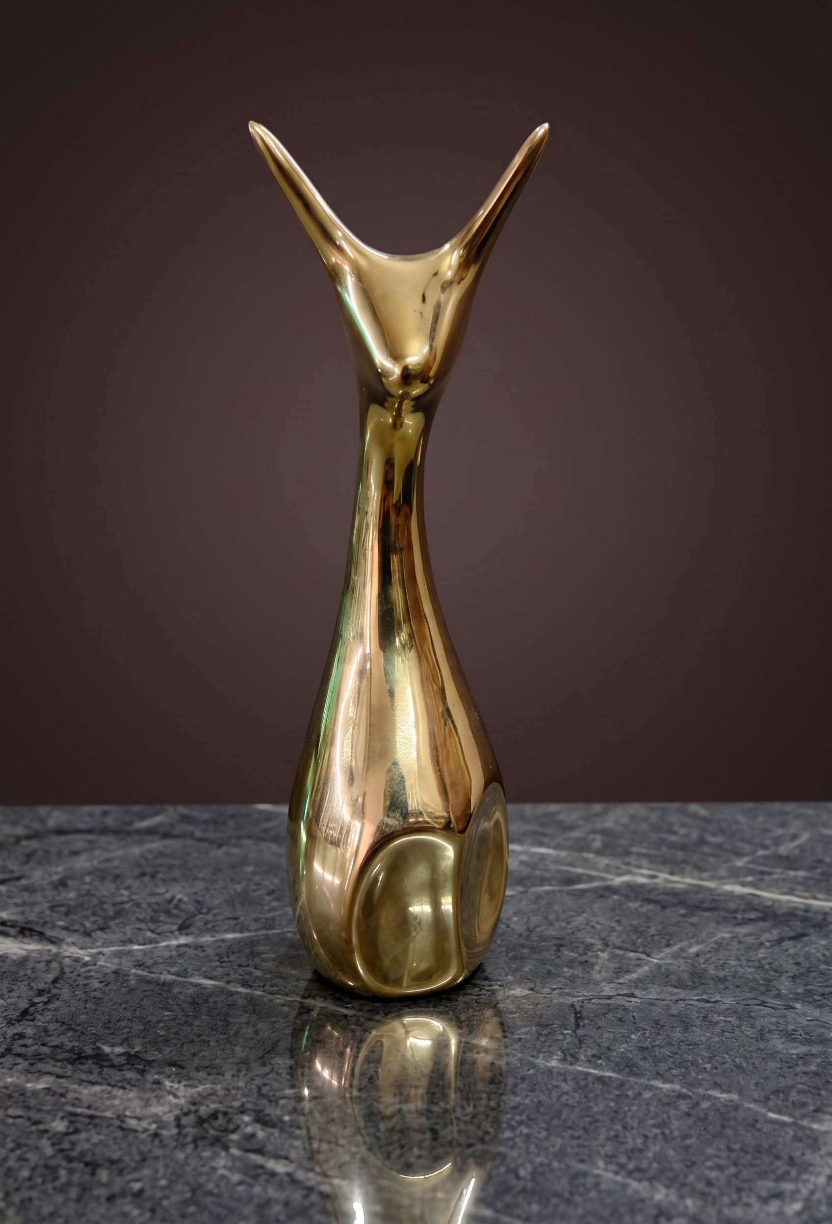Store Lavish Abstract Metallic Gold Deer Sculpture – Electroplated Ceramic Statue