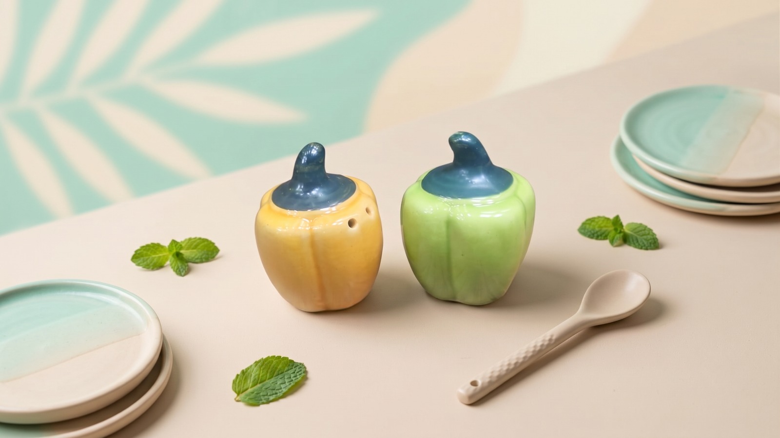 Store Lavish Ceramic Bell Pepper Salt & Pepper Shakers Set – Yellow & Green - Image 4